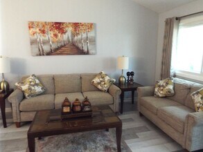 1921 Stanford Dr in Naperville, IL - Building Photo - Building Photo