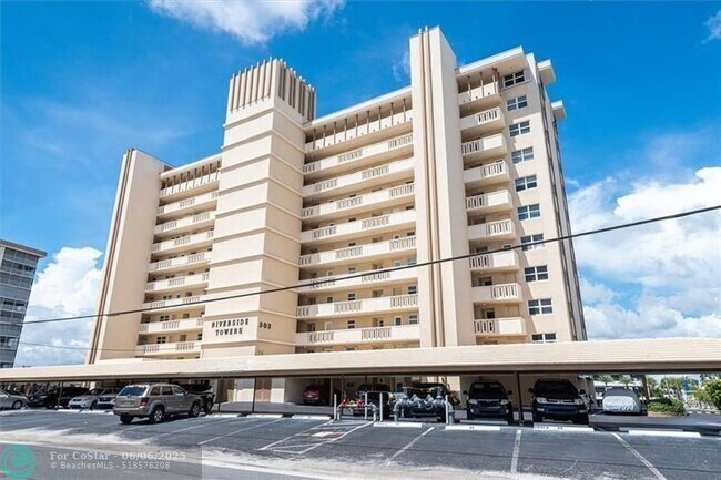 303 N Riverside Dr in Pompano Beach, FL - Building Photo - Building Photo