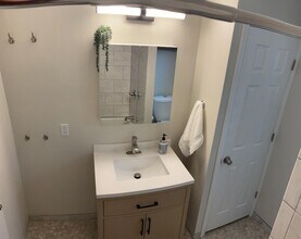 530 Western Row Rd in Mason, OH - Building Photo - Building Photo