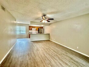 938 Cottonwood Trail in Benbrook, TX - Building Photo - Building Photo
