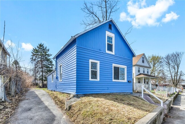 4201 Train Ave in Cleveland, OH - Building Photo - Building Photo