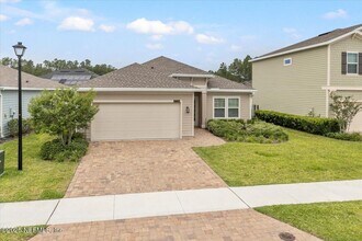 1719 Amberly Dr in Middleburg, FL - Building Photo - Building Photo