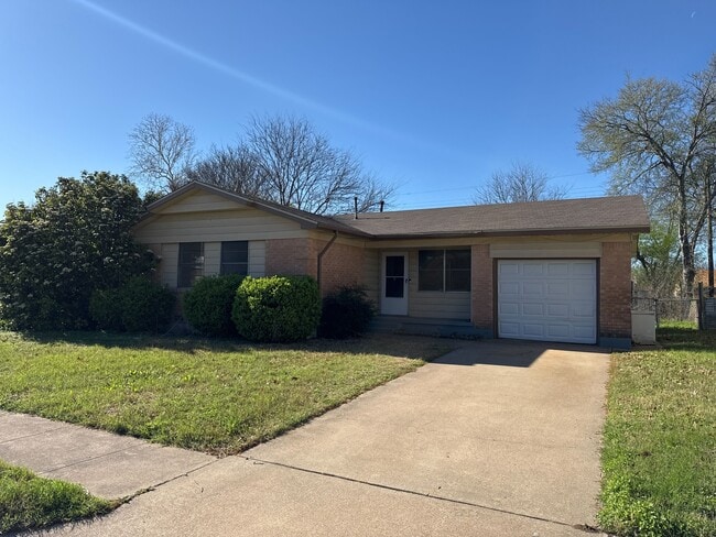 1402 Missouri Ave in Killeen, TX - Building Photo - Building Photo