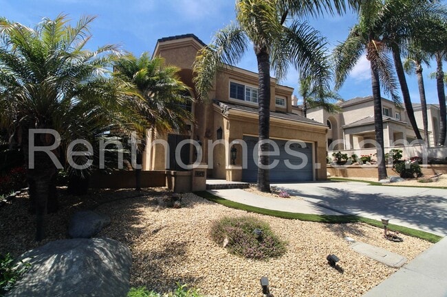 11743 Windcrest Ln