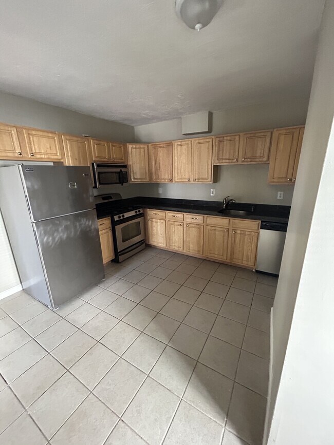 40 Hurd St Rentals in Melrose, MA