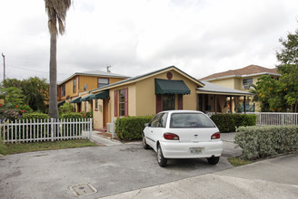 SE 5th MF in Delray Beach, FL - Building Photo - Building Photo