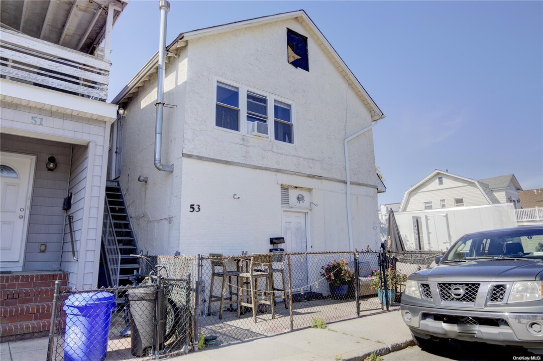 53 Arizona Ave in Long Beach, NY - Building Photo