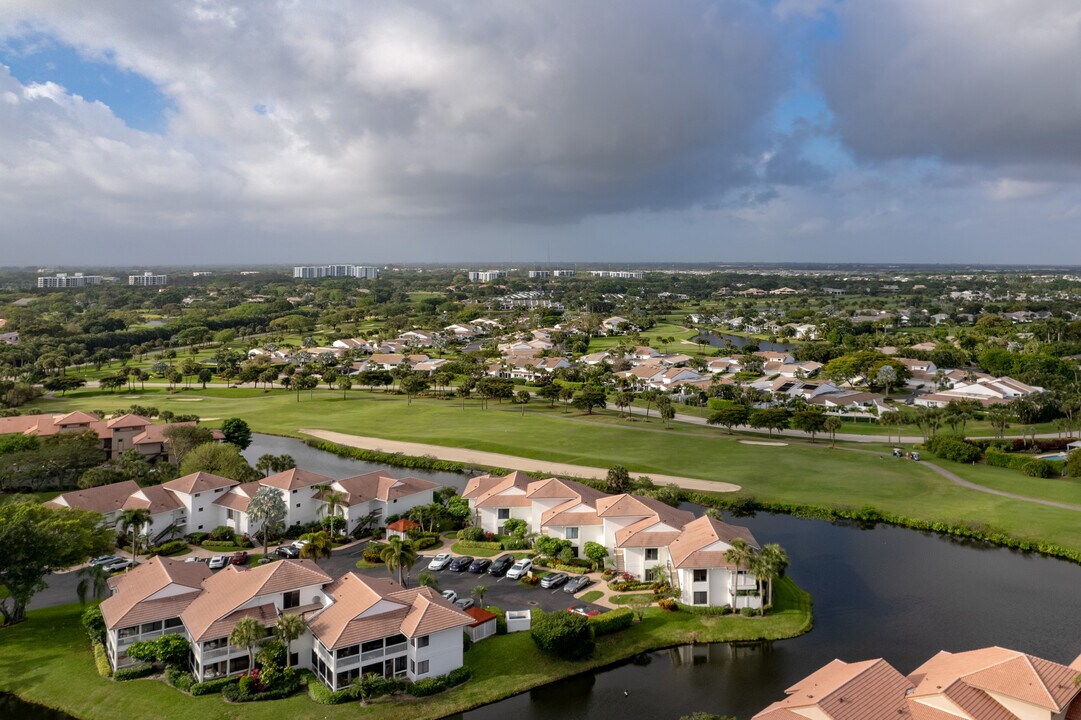 Akoya Boca West in Boca Raton, FL - Building Photo
