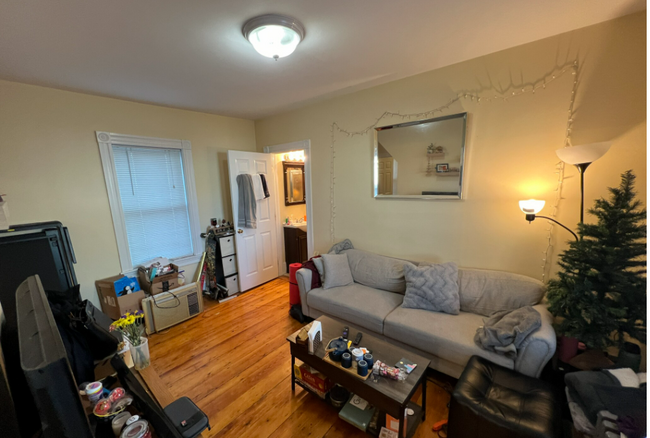 6 White Street Pl, Unit R in Cambridge, MA - Building Photo - Building Photo