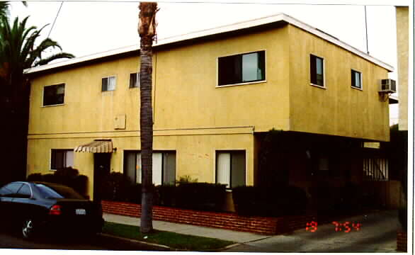 1021 Prospect Ave in Long Beach, CA - Building Photo - Building Photo