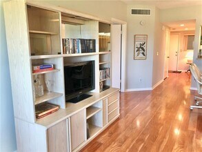 6155 S Mirror Lake Dr in Sebastian, FL - Building Photo - Building Photo