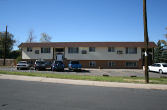 Wheat Ridge Park Apartments in Wheat Ridge, CO - Building Photo - Building Photo