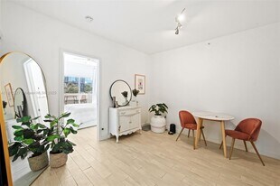 3051 SW 27th Ave in Miami, FL - Building Photo