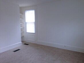 1736 Main St in Pleasant Valley, NY - Building Photo - Building Photo