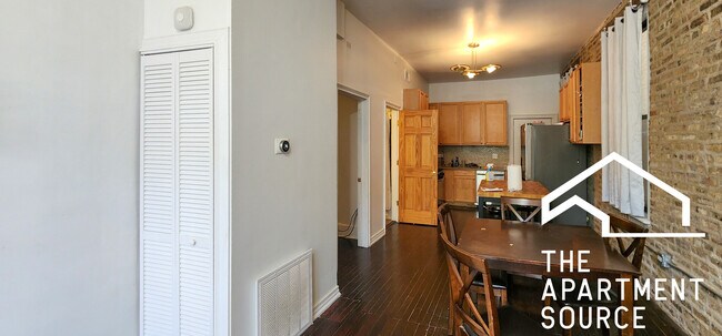 1224 N Cleaver St, Unit 1F in Chicago, IL - Building Photo - Building Photo