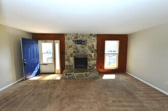 443 Benlea Cir in Virginia Beach, VA - Foto de edificio - Building Photo