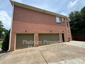 830 Eden Green Ct in Roswell, GA - Building Photo - Building Photo