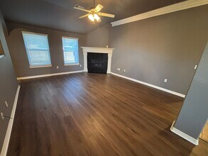 378 Milas St in Springdale, AR - Building Photo - Building Photo