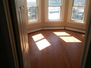 9 Marley Pl in Waterbury, CT - Building Photo - Building Photo