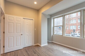 4656 N Albany Ave in Chicago, IL - Building Photo - Building Photo