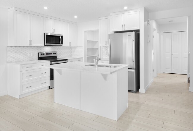 3018-3169 169 St. SW in Edmonton, AB - Building Photo - Building Photo