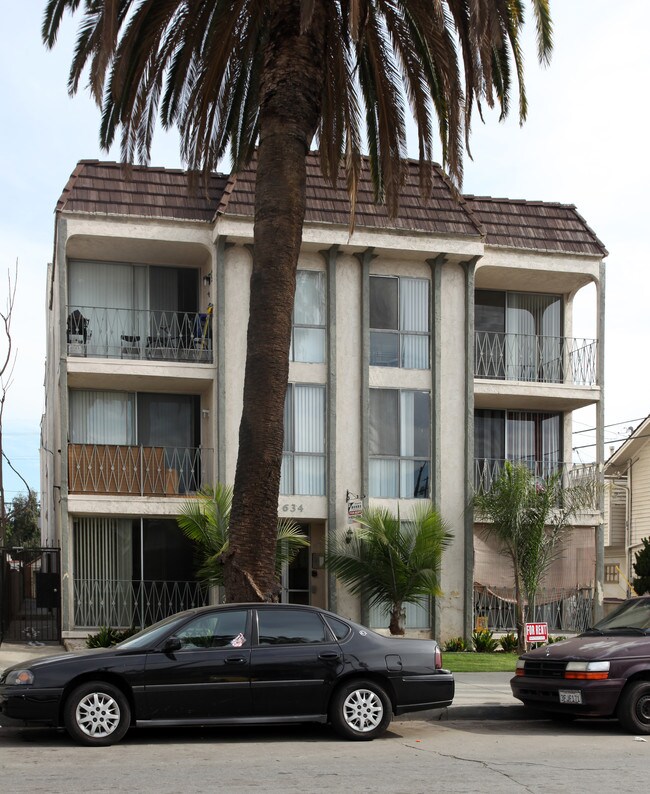 634 Lime Ave in Long Beach, CA - Foto de edificio - Building Photo