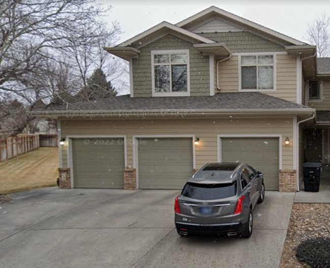 property at 512 Killarney St