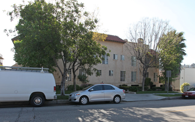 Royal Park Terrace in Glendale, CA - Building Photo - Building Photo