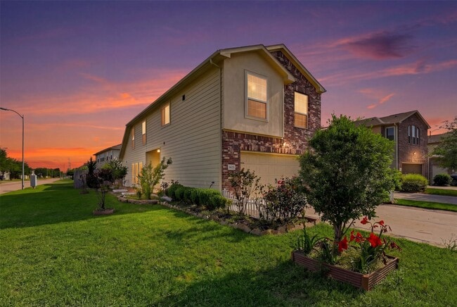 property at 5103 Dauntless Dr