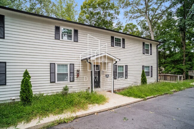 615 Dumaine St in Eden, NC - Building Photo - Building Photo