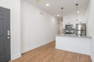 3312 W Cumberland St in Philadelphia, PA - Building Photo - Building Photo