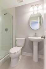 1016 Maitland Ave in Ottawa, ON - Building Photo - Building Photo