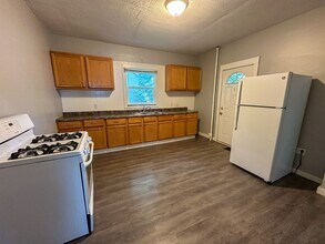 744 Jackson St NW in Grand Rapids, MI - Building Photo - Building Photo