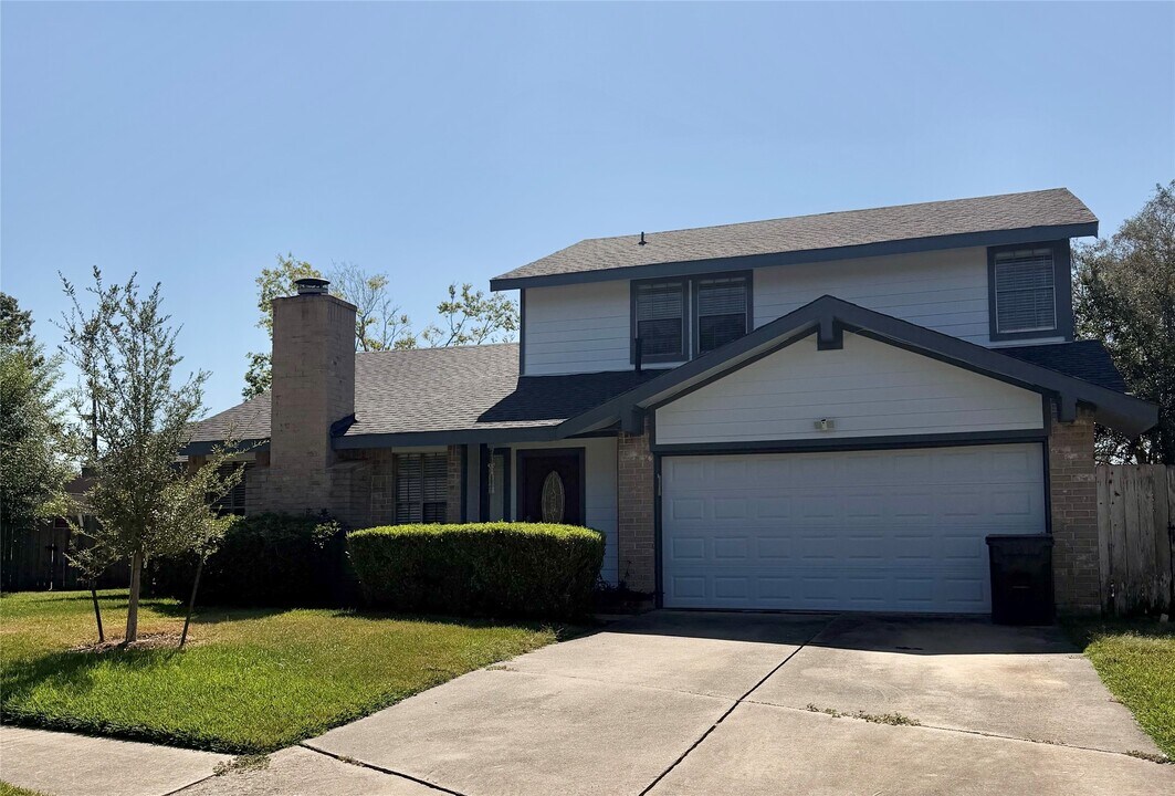 3418 Big Horn Ct in Sugar Land, TX - Building Photo