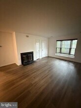 13016 Shadyside Ln in Germantown, MD - Building Photo - Building Photo