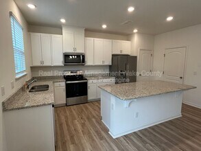 403 St Clair Dr in Fuquay Varina, NC - Building Photo - Building Photo