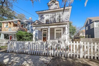 117 W 6th St in Jacksonville, FL - Building Photo - Building Photo