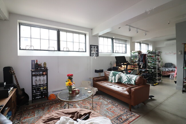 property at 20 Sunnyside St