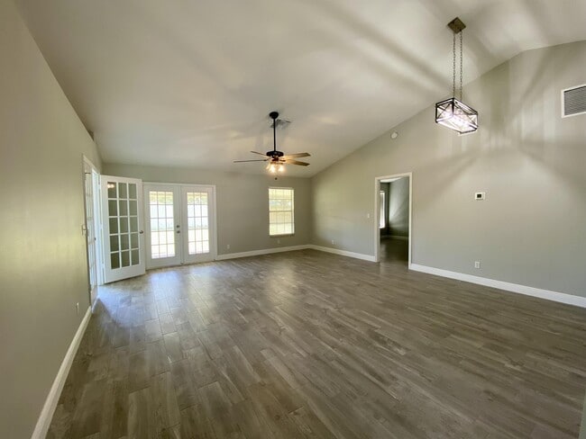 1018 Spring Landing Dr in Winter Garden, FL - Building Photo - Building Photo