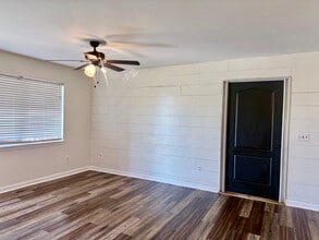 380 Co Rd 1355 in Vinemont, AL - Building Photo - Building Photo