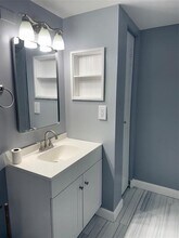 7630 Westwood Dr in Tamarac, FL - Foto de edificio - Building Photo