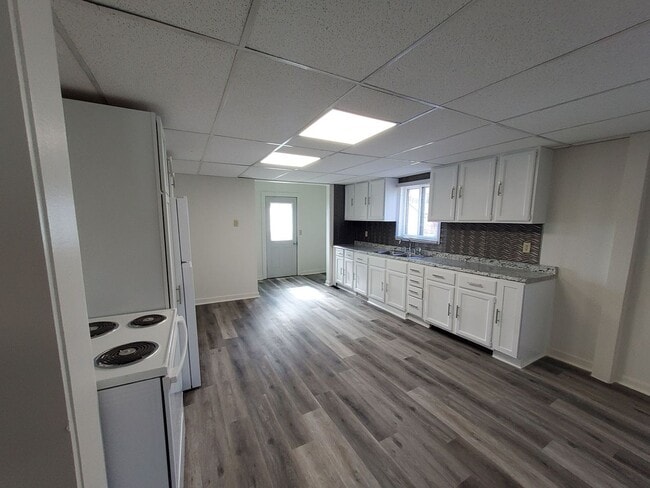 317 Chute St in Menasha, WI - Building Photo - Building Photo