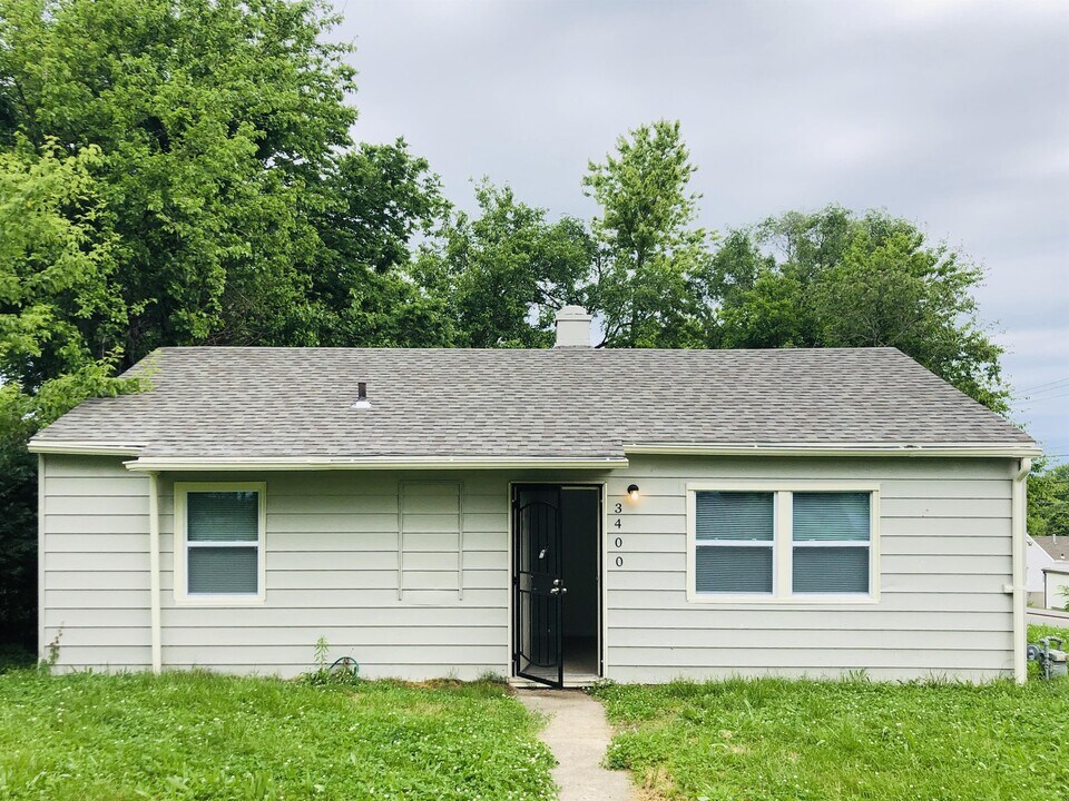 3400 Victoria Dr in Kansas City, KS - Building Photo
