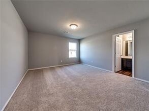 2942 W McLaren Dr in Fayetteville, AR - Building Photo - Building Photo