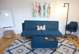 618 Adams Street NE, Unit 2 in Minneapolis, MN - Foto de edificio - Building Photo