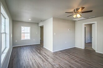1705 Avenue T in Lubbock, TX - Building Photo - Building Photo
