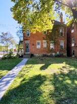 462 King Ave in Columbus, OH - Building Photo