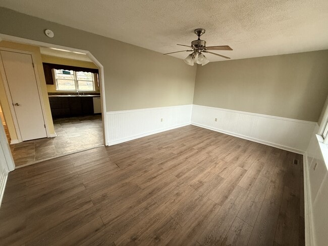 property at 608 Mt Pelia Rd