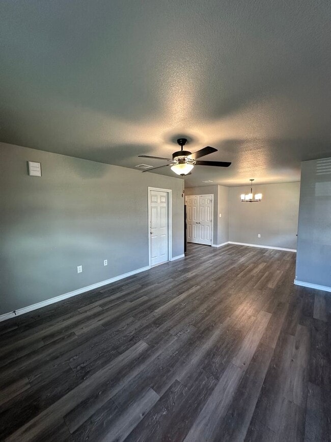 2327 B Duntov Dr in Temple, TX - Building Photo - Building Photo