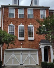 6185 Indian Wood Cir in Mableton, GA - Building Photo - Building Photo